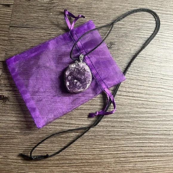 4️⃣for$20 new handmade purple amethyst crystal geode pendent necklace druzy - Picture 3 of 4